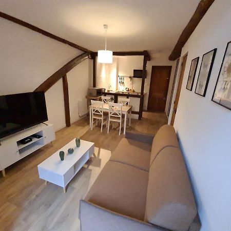Appartement Chez Saint Frobert - HYPER CENTRE - BOUCHON à Troyes Extérieur photo