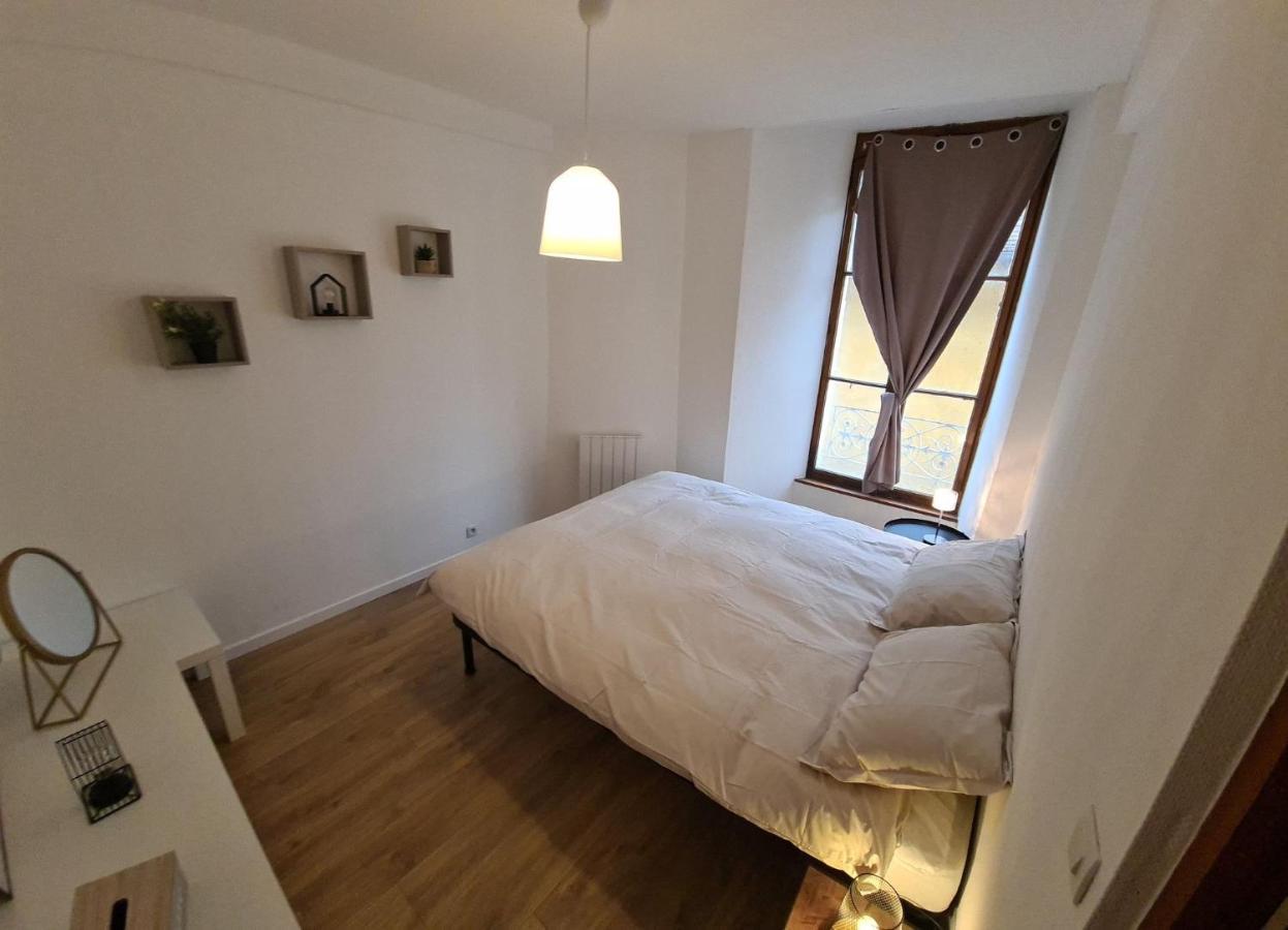 Appartement Chez Saint Frobert - HYPER CENTRE - BOUCHON à Troyes Extérieur photo